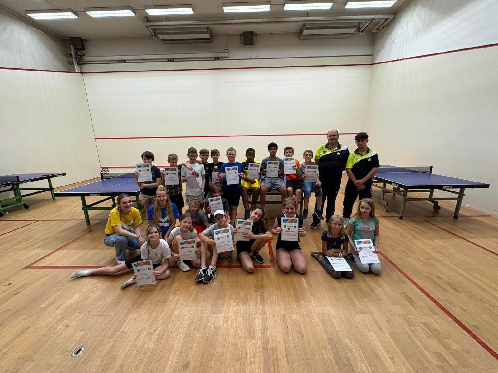 JKU Science Holidays: Tischtennis trifft Technik – Ein Sommerferien-Highlight in der Padelzone