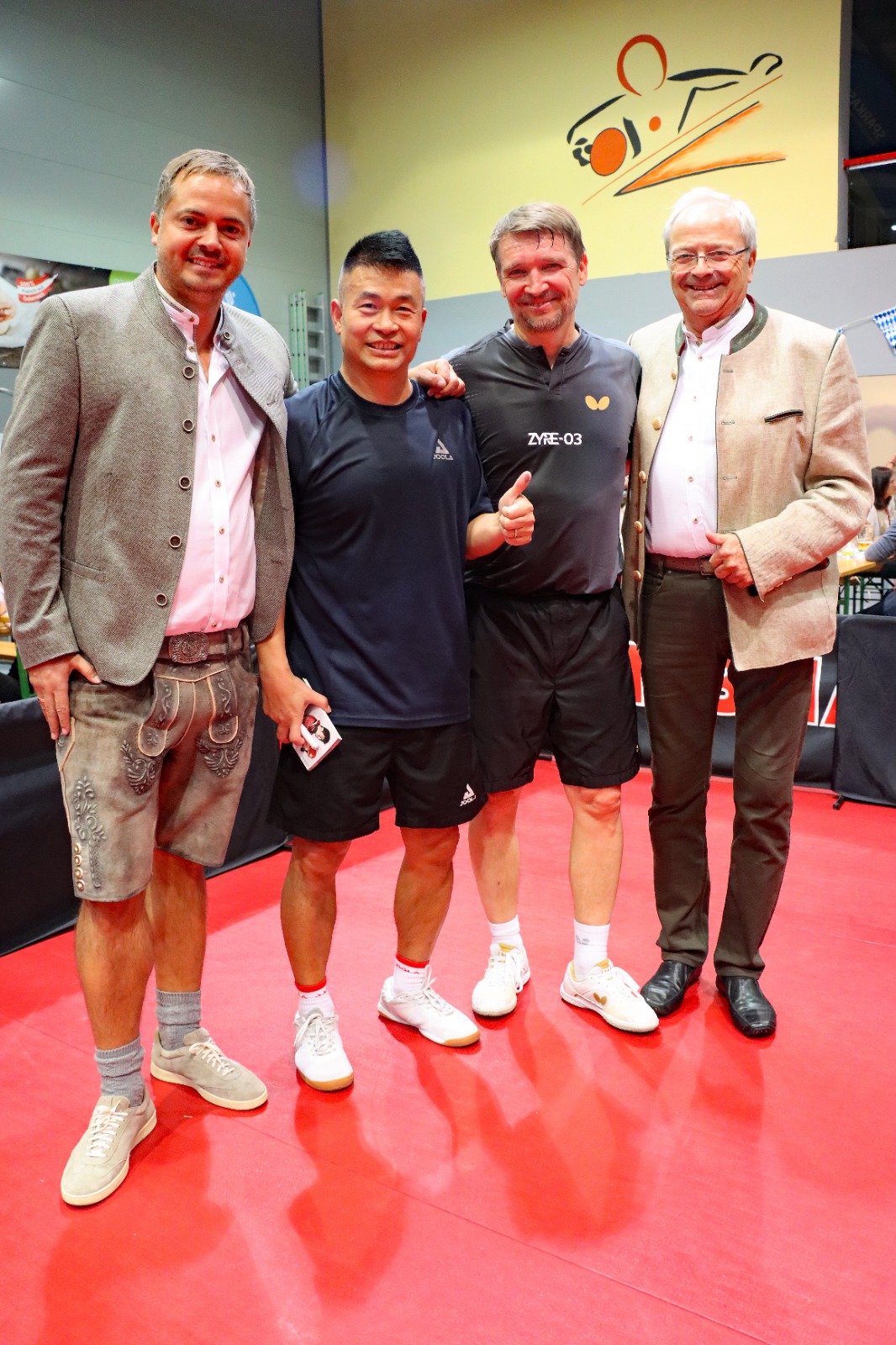 40 Jahre Tennis- und Tischtennisverein Waizenkirchen: Tischtennis der Extraklasse beim Oktoberfest