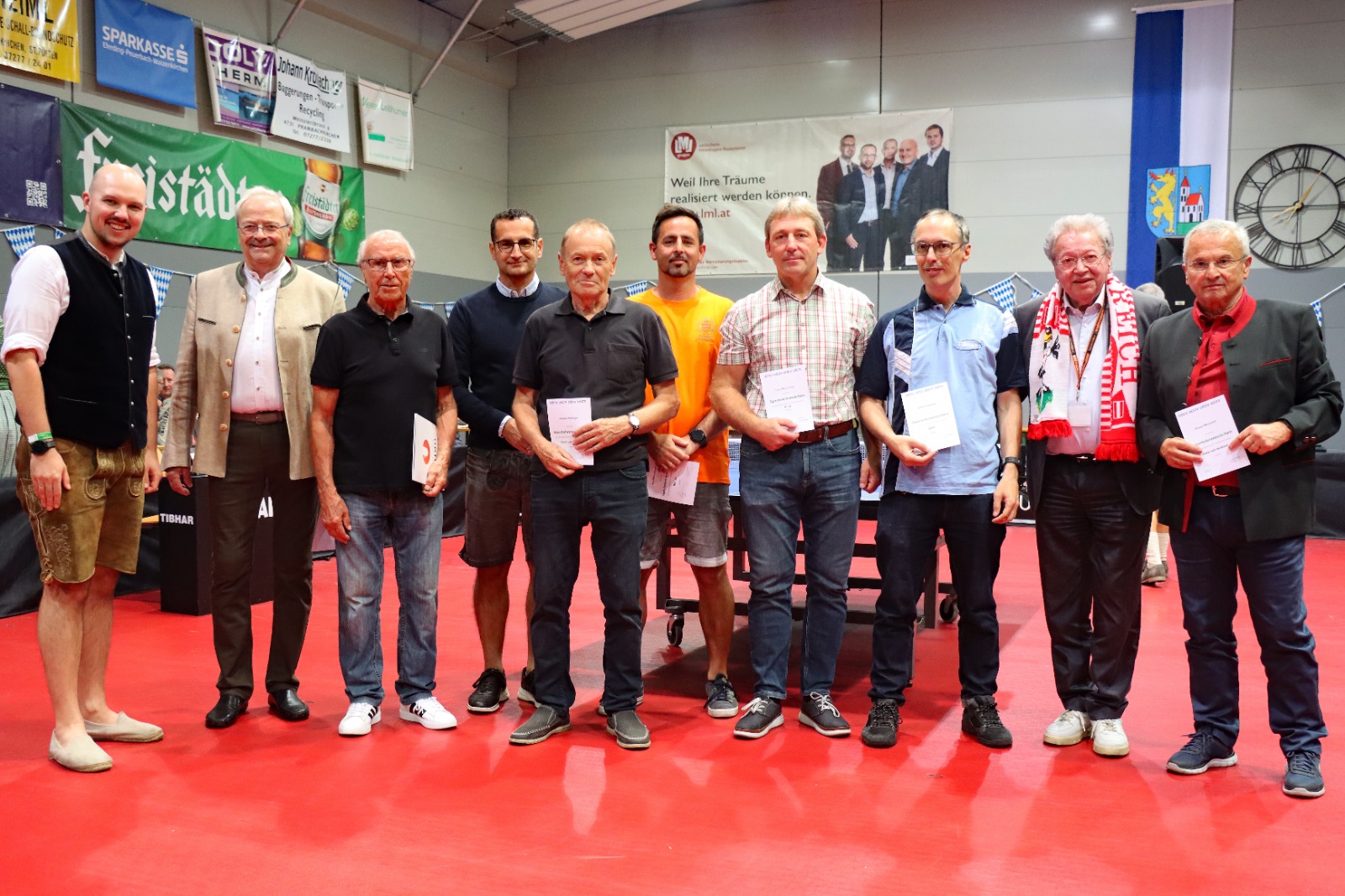 40 Jahre Tennis- und Tischtennisverein Waizenkirchen: Tischtennis der Extraklasse beim Oktoberfest
