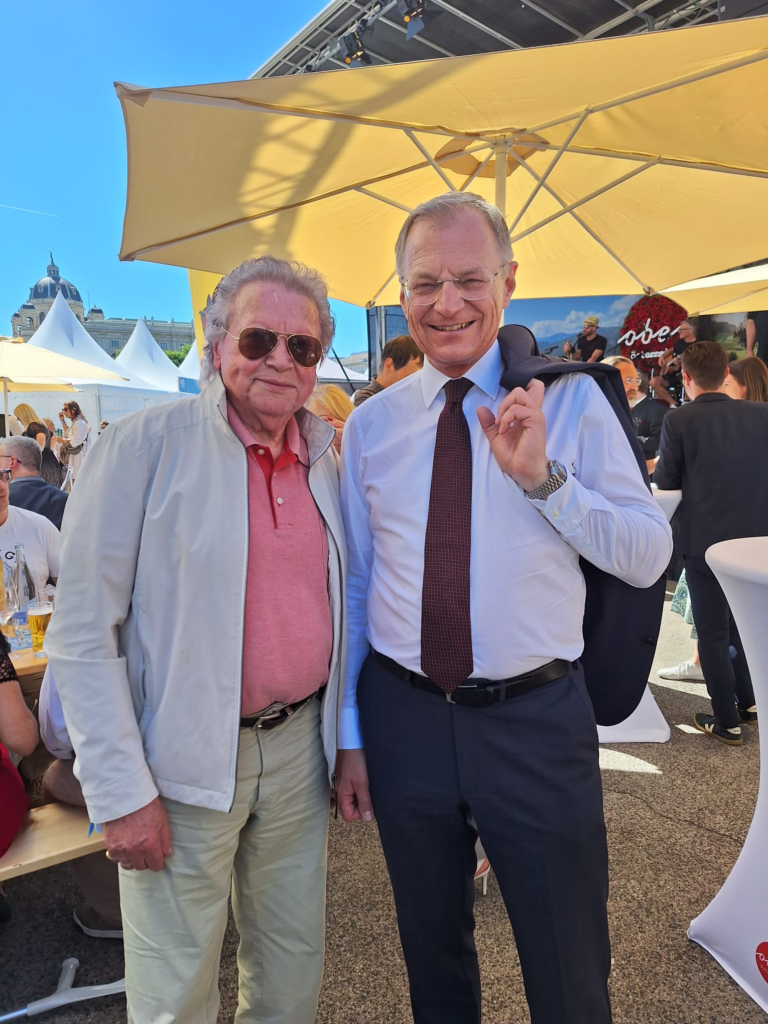 Friedinger mit LH Thomas Stelzer